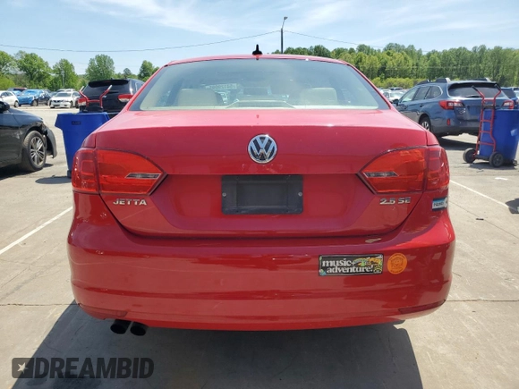 2013 Volkswagen Jetta SE с VIN 3VWDP7AJXDM407787, выставлен на аукционе Copart как лот 54129095 с пробегом 113 796 миль миль и Списание • Salvage title. История ставок и продаж доступна на DreamBid. Изображение 6.