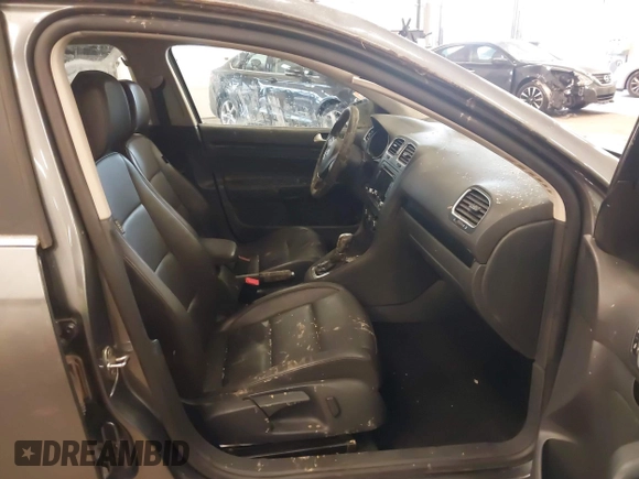 2014 Volkswagen Jetta SportWagen TDI w/Sunroof & Nav with VIN 3VWPL7AJ2EM627998, listed as a IAAI auction lot 41614718 with 134,203 mi miles. Bid and sale history available at carsss.com. Image 5.