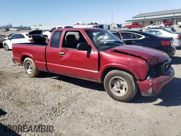 2001 GMC Sonoma SLS 1SG z VIN 1GTCS19W918225024, wystawiony jako Copart lot #49043895 z przebiegiem 140 616 mil mil oraz Szkody całkowita. Historia ofert i sprzedaży dostępna na DreamBid. Obrazek 4.