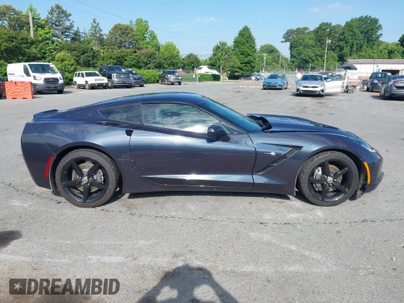 2015 Chevrolet Corvette 1LT z VIN 1G1YB2D74F5103152, wystawiony jako IAAI lot #42206302 z przebiegiem 50 260 mil mil oraz . Historia ofert i sprzedaży dostępna na DreamBid. Obrazek 13.