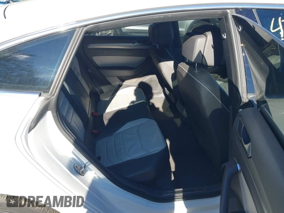 2019 Volkswagen Arteon SEL R-Line с VIN WVWSR7AN7KE025159, выставлен на аукционе IAAI как лот 41191814 с пробегом 82 622 миль миль и . История ставок и продаж доступна на DreamBid. Изображение 8.