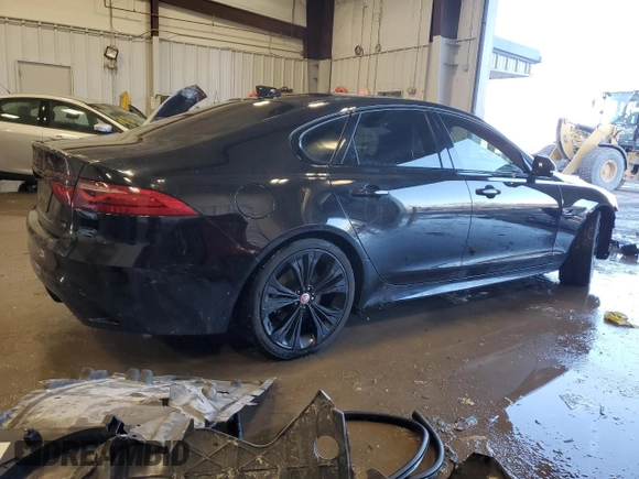 2021 Jaguar XF R-Dynamic SE with VIN SAJBL4GX0MCY88913, listed as a Copart auction lot 42523125 with 37,418 mi miles and Non Repairable. Bid and sale history available at carsss.com. Image 3.