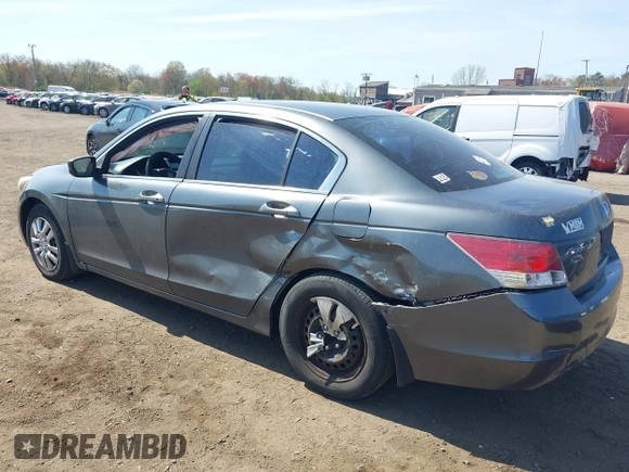 2010 Honda Accord LX z VIN 1HGCP2F33AA028023, wystawiony jako IAAI lot #42079684 z przebiegiem 183 891 mil mil oraz . Historia ofert i sprzedaży dostępna na DreamBid. Obrazek 6.