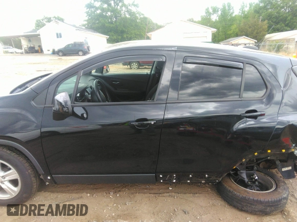 2021 Chevrolet Trax LS with VIN KL7CJKSB3MB332543, listed as a IAAI auction lot 42091395 with 64,579 mi miles and . Bid and sale history available at DreamBid. Image 14.