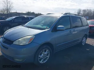 2004 Toyota Sienna XLE with VIN 5TDBA22C94S007315, listed as a IAAI auction lot 41976733 with 156,299 mi miles. Bid and sale history available at carsss.com. Image 2.