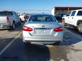 2018 Nissan Altima 2.5 SV with VIN 1N4AL3APXJC265944, listed as a IAAI auction lot 41052902 with 142,023 mi miles. Bid and sale history available at carsss.com. Image 16.