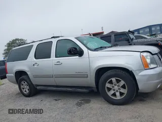 2014 GMC Yukon XL SLT with VIN 1GKS1KE08ER188302, listed as a IAAI auction lot 41531485 with 196,810 mi miles. Bid and sale history available at carsss.com. Image 13.