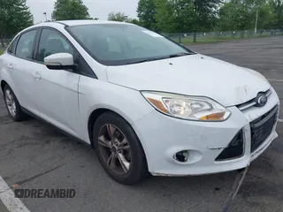 2013 Ford Focus SE with VIN 1FADP3F29DL306051, listed as a IAAI auction lot 42457611 with 86,817 mi miles and . Bid and sale history available at DreamBid. Image 1.