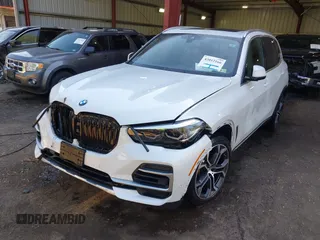 2022 BMW X5 xDrive40i with VIN 5UXCR6C03N9L92409, listed as a IAAI auction lot 42012166 with 40,947 mi miles and . Bid and sale history available at DreamBid. Image 2.