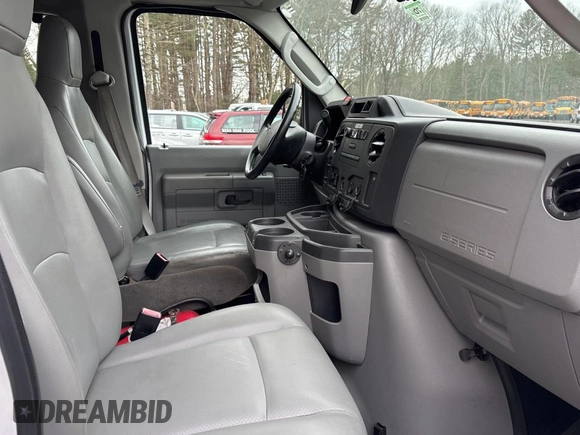2014 Ford Econoline Cargo Commercial with VIN 1FTNS2EW1EDA21948, listed as a Copart auction lot 50900965 with 148,347 mi miles and Clean Title. Bid and sale history available at carsss.com. Image 5.
