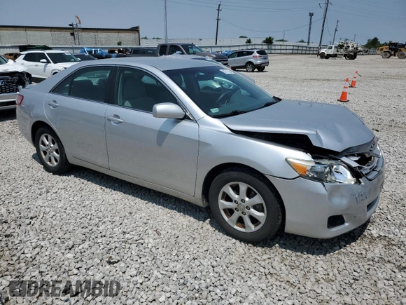 2011 Toyota Camry LE z VIN 4T4BF3EK0BR092145, wystawiony jako Copart lot #58713825 z przebiegiem 133 324 mil mil oraz Szkoda całkowita • Salvage title. Historia ofert i sprzedaży dostępna na DreamBid. Obrazek 4.