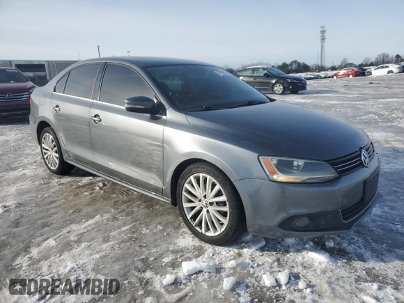 2012 Volkswagen Jetta SEL с VIN 3VWLP7AJ2CM452782, выставлен на аукционе Copart как лот 41502725 с пробегом 153 132 миль миль и Списание • Salvage title. История ставок и продаж доступна на DreamBid. Изображение 4.