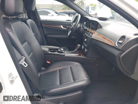 2013 Mercedes-Benz C 350 Sport with VIN WDDGF5HBXDA834637, listed as a IAAI auction lot 42128025 with 114,712 mi miles and . Bid and sale history available at DreamBid. Image 5.