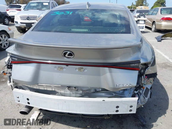2021 Lexus IS 300 z VIN JTHCA1D22M5117601, wystawiony jako IAAI lot #41904908 z przebiegiem 39 209 mil mil oraz . Historia ofert i sprzedaży dostępna na DreamBid. Obrazek 16.