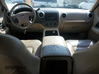 2004 Ford Expedition Special Service with VIN 1FMEU15W04LA49387, listed as a Copart auction lot 52386065 with 322,325 mi miles and Salvage title. Bid and sale history available at DreamBid. Image 8.