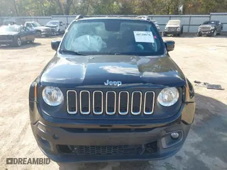2018 Jeep Renegade Latitude with VIN ZACCJABB8JPH49994, listed as a IAAI auction lot 40728670 with 99,111 mi miles. Bid and sale history available at carsss.com. Image 12.
