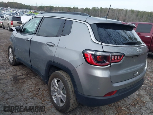 2022 Jeep Compass Latitude with VIN 3C4NJCBB9NT192399, listed as a IAAI auction lot 41598989 with 48,223 mi miles and . Bid and sale history available at carsss.com. Image 3.