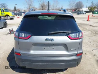 2019 Jeep Cherokee Latitude with VIN 1C4PJLCB5KD286448, listed as a IAAI auction lot 41995133 with 84,758 mi miles. Bid and sale history available at carsss.com. Image 16.