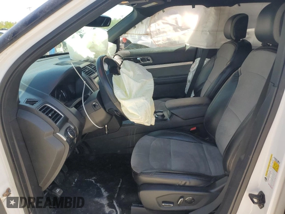 2017 Ford Explorer XLT z VIN 1FM5K8D89HGD75561, wystawiony jako Copart lot #57723505 z przebiegiem 100 274 mil mil oraz Szkoda całkowita • Salvage title. Historia ofert i sprzedaży dostępna na DreamBid. Obrazek 7.