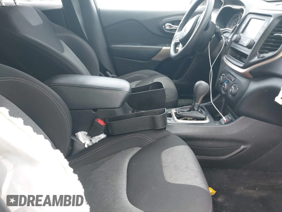 2018 Jeep Cherokee Latitude with VIN 1C4PJLCX1JD513919, listed as a IAAI auction lot 41794393 with 109,250 mi miles and . Bid and sale history available at DreamBid. Image 5.