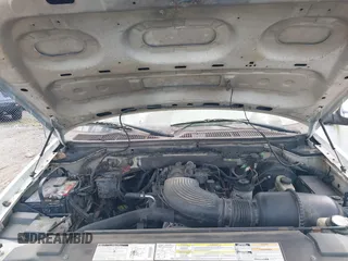 2002 Ford F-150 XL with VIN 2FTRF17W42CA29034, listed as a IAAI auction lot 42134017 with Not Provided miles and . Bid and sale history available at DreamBid. Image 10.