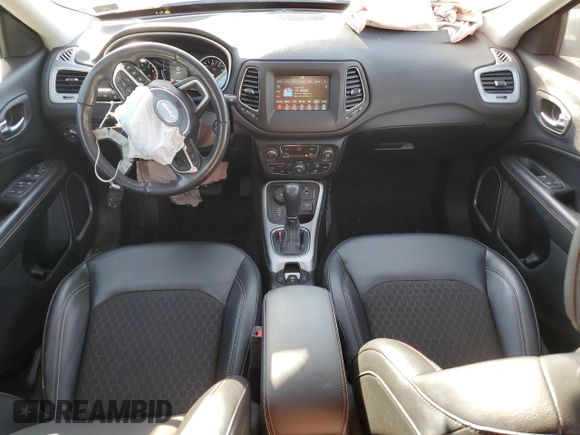 2020 Jeep Compass Latitude with VIN 3C4NJDBB4LT255556, listed as a Copart auction lot 76440714 with 19,102 mi miles and Salvage Title. Bid and sale history available at DreamBid. Image 8.