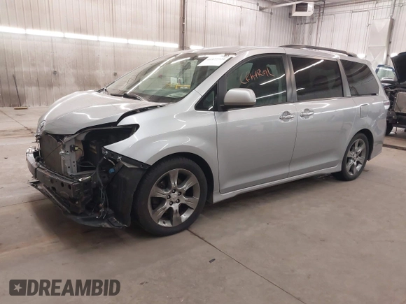 2015 Toyota Sienna SE with VIN 5TDXK3DC9FS527667, listed as a IAAI auction lot 41977729 with 230,933 mi miles and . Bid and sale history available at DreamBid. Image 19.