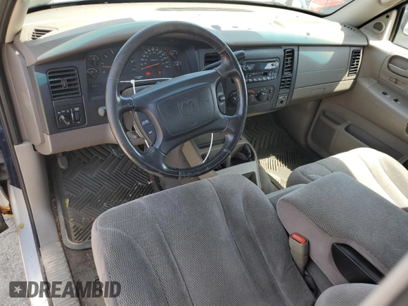 2003 Dodge Dakota SLT z VIN 1D7HL42N33S237980, wystawiony jako Copart lot #55276095 z przebiegiem 97 471 mil mil oraz Tytuł czysty. Historia ofert i sprzedaży dostępna na DreamBid. Obrazek 8.