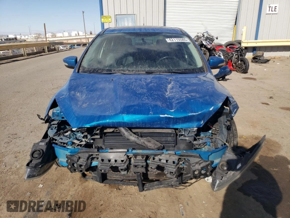 2015 Ford Focus SE with VIN 1FADP3K21FL327212, listed as a Copart auction lot 42115585 with Not Provided miles and Salvage Title. Bid and sale history available at DreamBid. Image 5.