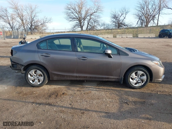 2013 Honda Civic Sdn LX with VIN 2HGFB2F52DH596895, listed as a IAAI auction lot 41923953 with 120,007 mi miles. Bid and sale history available at carsss.com. Image 14.
