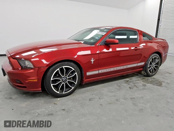 2013 Ford Mustang V6 with VIN 1ZVBP8AM5D5241286, listed as a Copart auction lot 59552325 with 204,939 mi miles and Clean title. Bid and sale history available at DreamBid. Image 1.