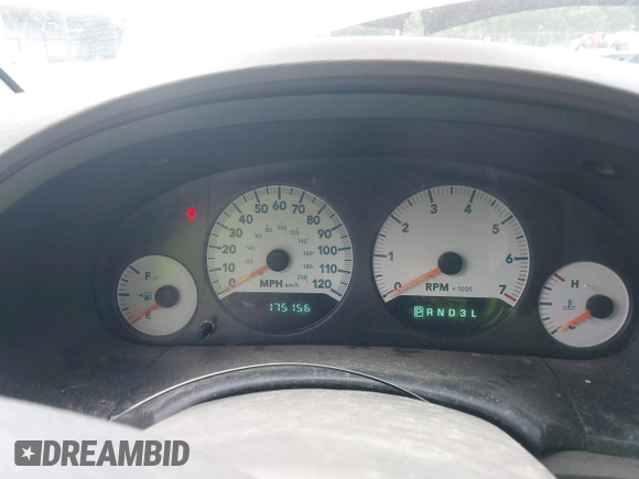 2005 Dodge Caravan SE z VIN 1D4GP24RX5B345758, wystawiony jako IAAI lot #42240960 z przebiegiem 175 156 mil mil oraz . Historia ofert i sprzedaży dostępna na DreamBid. Obrazek 7.