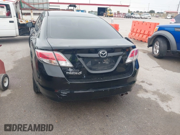 2013 Mazda 6 i Sport with VIN 1YVHZ8BH0D5M06471, listed as a IAAI auction lot 40752951 with 137,876 mi miles. Bid and sale history available at carsss.com. Image 6.