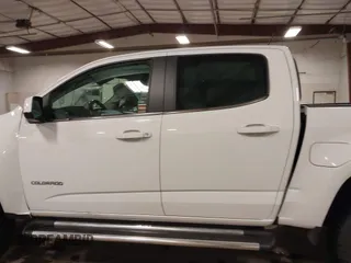 2018 Chevrolet Colorado 4WD LT с VIN 1GCGTCEN6J1105312, выставлен на аукционе IAAI как лот 41937527 с пробегом 81 271 миль миль и . История ставок и продаж доступна на DreamBid. Изображение 15.