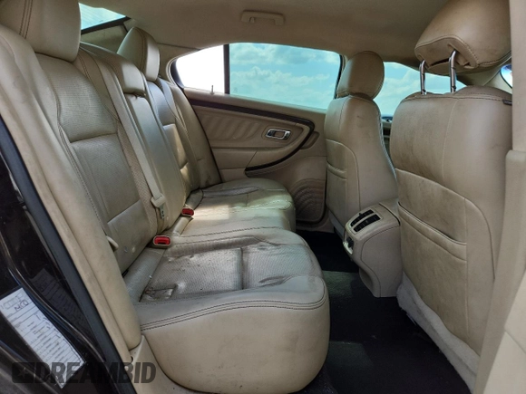 2017 Ford Taurus Limited with VIN 1FAHP2F83HG104370, listed as a Copart auction lot 61779915 with 105,849 mi miles and Clean title. Bid and sale history available at DreamBid. Image 10.