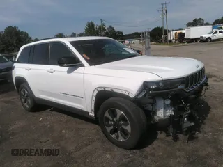 2024 Jeep Grand Cherokee с VIN 1C4RJYB60R8520976, выставлен на аукционе IAAI как лот 42828740 с пробегом 33 845 миль миль и . История ставок и продаж доступна на DreamBid. Изображение 1.