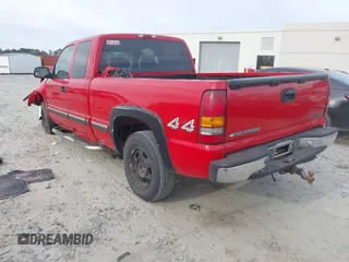 2000 Chevrolet Silverado 1500 LS with VIN 2GCEK19T6Y1316778, listed as a IAAI auction lot 41701675 with 160,034 mi miles. Bid and sale history available at carsss.com. Image 3.