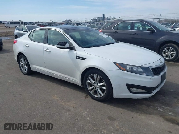 2013 Kia Optima EX with VIN 5XXGN4A7XDG111601, listed as a IAAI auction lot 41810208 with 192,767 mi miles. Bid and sale history available at carsss.com. Image 1.
