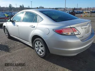 2011 Mazda Mazda6 i Sport with VIN 1YVHZ8BH5B5M13624, listed as a IAAI auction lot 40904715 with 76,797 mi miles. Bid and sale history available at carsss.com. Image 3.