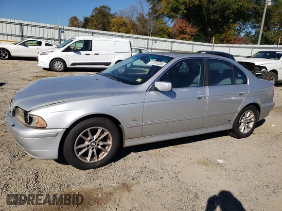 2003 BMW 5 Series 525iA with VIN WBADT434X3G024331, listed as a Copart auction lot 77311334 with 246,822 mi miles and Salvage Title. Bid and sale history available at carsss.com. Image 1.