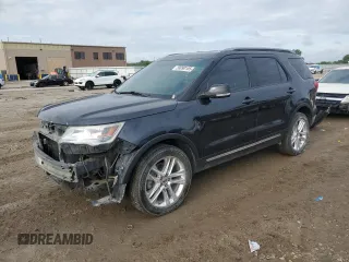 2017 Ford Explorer XLT z VIN 1FM5K8D89HGA99222, wystawiony jako Copart lot #58090105 z przebiegiem 166 221 mil mil oraz Szkoda całkowita • Salvage title. Historia ofert i sprzedaży dostępna na DreamBid. Obrazek 1.