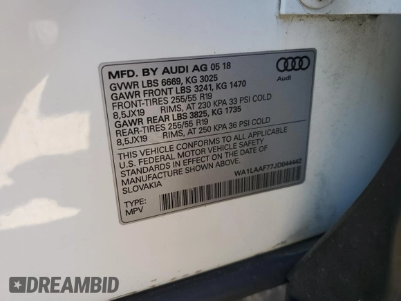 2018 Audi Q7 Premium Plus with VIN WA1LAAF77JD044442, listed as a Copart auction lot 52524565 with 88,041 mi miles and Salvage title. Bid and sale history available at DreamBid. Image 13.