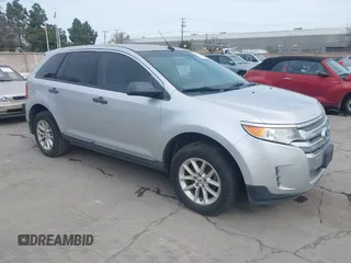 2014 Ford Edge SE z VIN 2FMDK3GC4EBB13979, wystawiony jako IAAI lot #41679331 z przebiegiem 227 792 mil mil oraz . Historia ofert i sprzedaży dostępna na DreamBid. Obrazek 1.