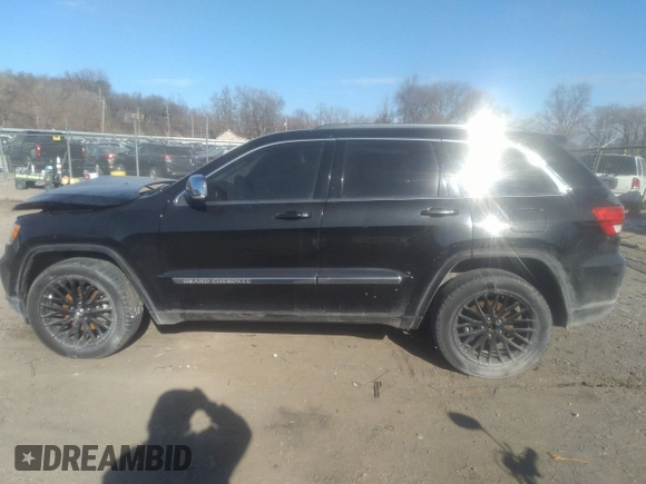2011 Jeep Grand Cherokee Overland with VIN 1J4RR6GG8BC510143, listed as a IAAI auction lot 41329967 with 195,450 mi miles and . Bid and sale history available at DreamBid. Image 14.