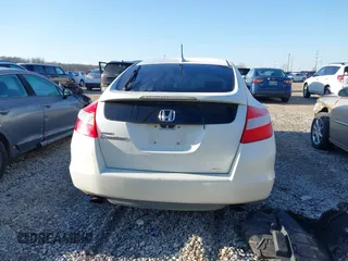 2010 Honda Accord Crosstour EX-L with VIN 5J6TF2H55AL002215, listed as a IAAI auction lot 41849914 with 131,289 mi miles. Bid and sale history available at carsss.com. Image 17.