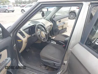 2010 Kia Soul + with VIN KNDJT2A22A7045182, listed as a IAAI auction lot 41322297 with 178,817 mi miles. Bid and sale history available at carsss.com. Image 5.