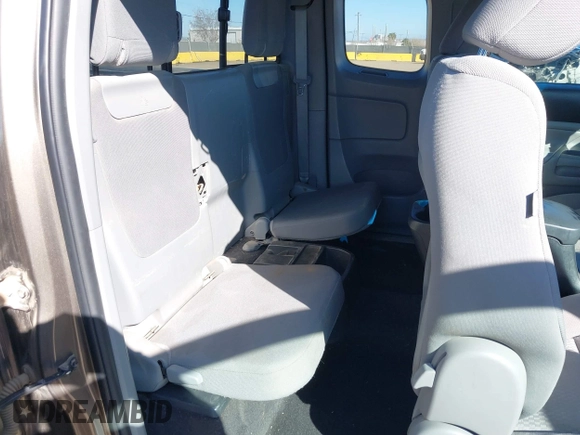 2012 Toyota Tacoma z VIN 5TFUU4EN4CX040417, wystawiony jako IAAI lot #41662802 z przebiegiem 221 186 mil mil oraz . Historia ofert i sprzedaży dostępna na DreamBid. Obrazek 8.
