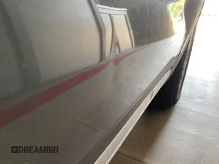 2019 Ford Explorer XLT с VIN 1FM5K8D85KGB20171, выставлен на аукционе IAAI как лот 42767312 с пробегом 83 569 миль миль и . История ставок и продаж доступна на DreamBid. Изображение 1.
