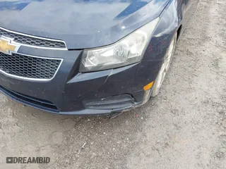 2014 Chevrolet Cruze ECO with VIN 1G1PH5SB6E7117687, listed as a IAAI auction lot 41716074 with 135,355 mi miles. Bid and sale history available at carsss.com. Image 6.