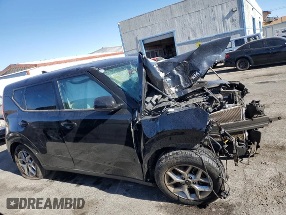 2021 Kia Soul S with VIN KNDJ23AU0M7743787, listed as a Copart auction lot 79468584 with 50,138 mi miles and Salvage Title. Bid and sale history available at carsss.com. Image 4.